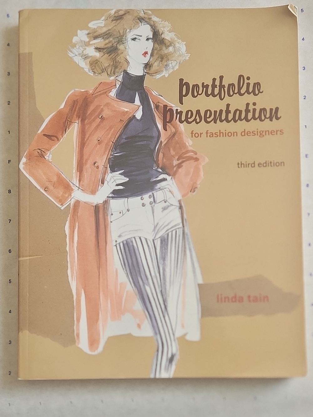 Portfolio Presentation for Fashion Designers 3rd Ed Linda Tain PB 2010